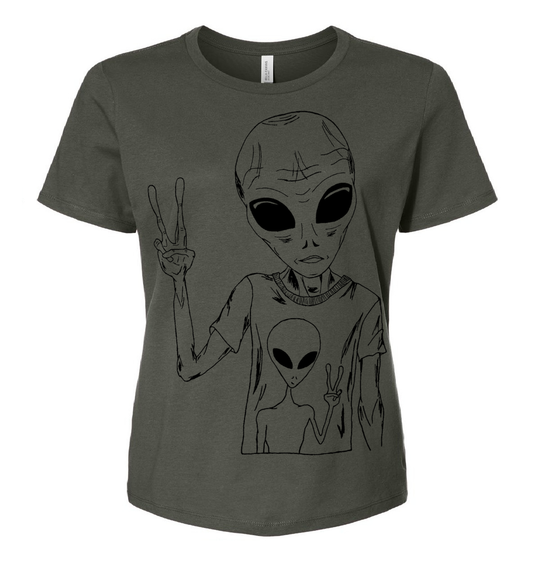 Alien T-Shirt Ladies Loose Fit T Shirt